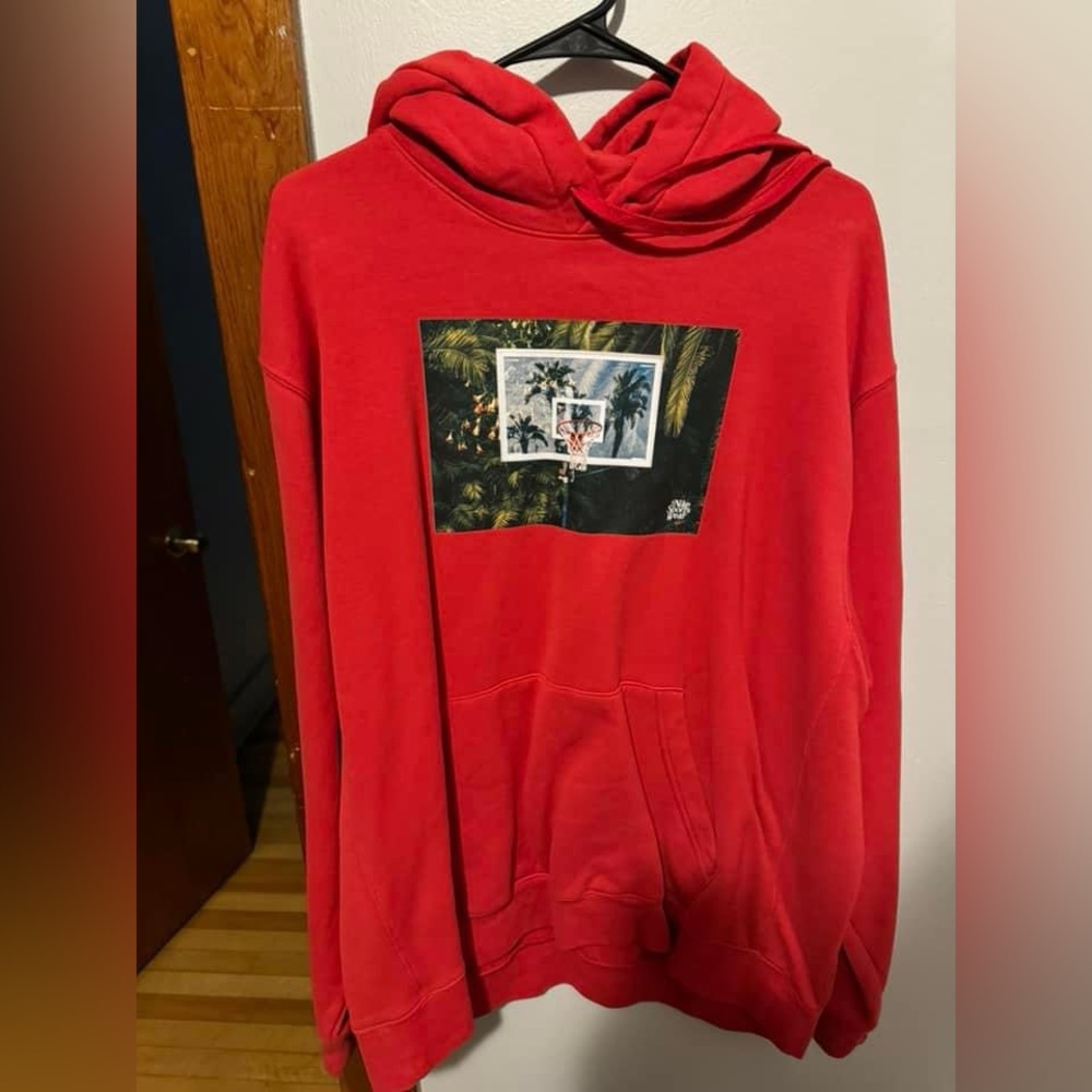 Men’s Nike hoodie